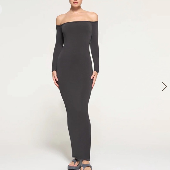 SKIMS Off-Shoulder Long Sleeve Gray Dress - Picture 1 of 3